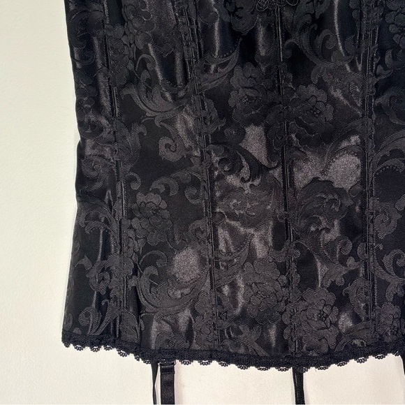 Fredericks of Hollywood Black Corset Lace Hem Lace-Up Bone Structure Size 38 New - Picture 4 of 16